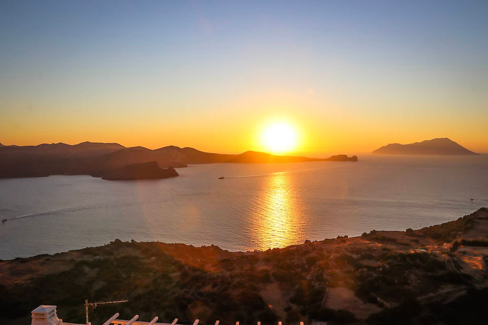 Plaka sunset Milos