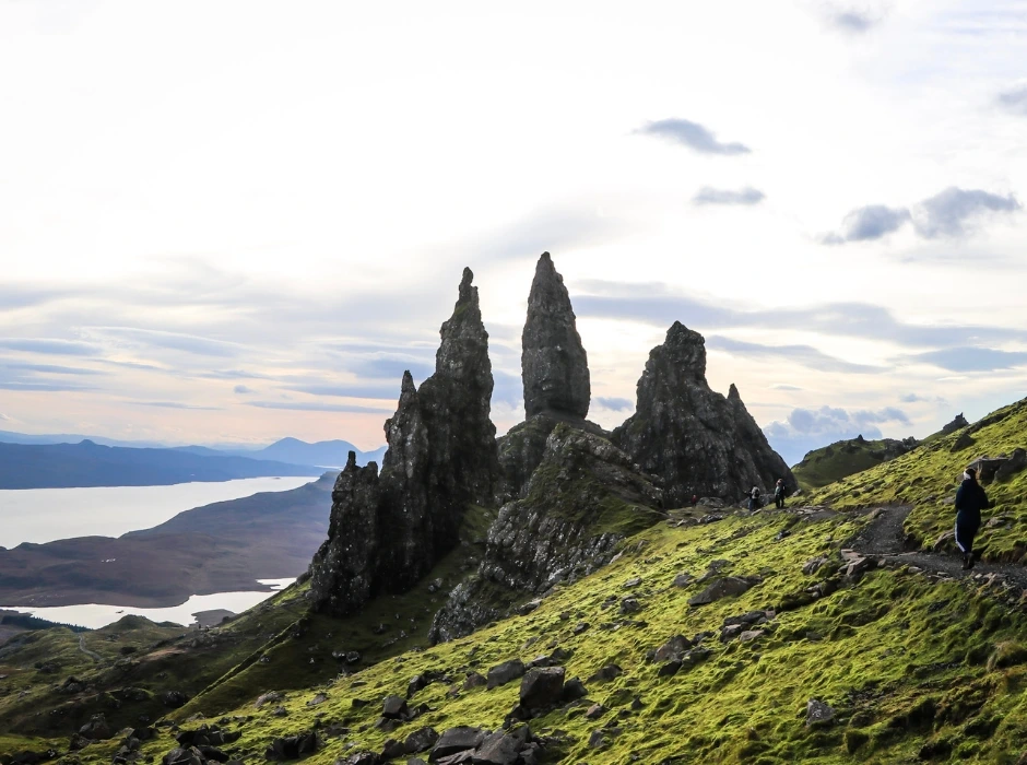 old man of storr the isle of skye scotland