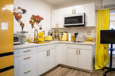 kitchenette 4.jpeg