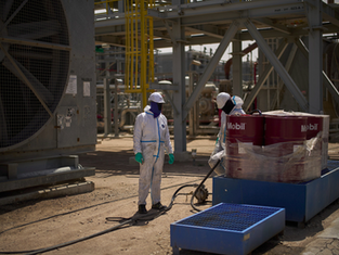 Місяць ескалації на Близькому Сході: який вплив на ціни на нафту та газ