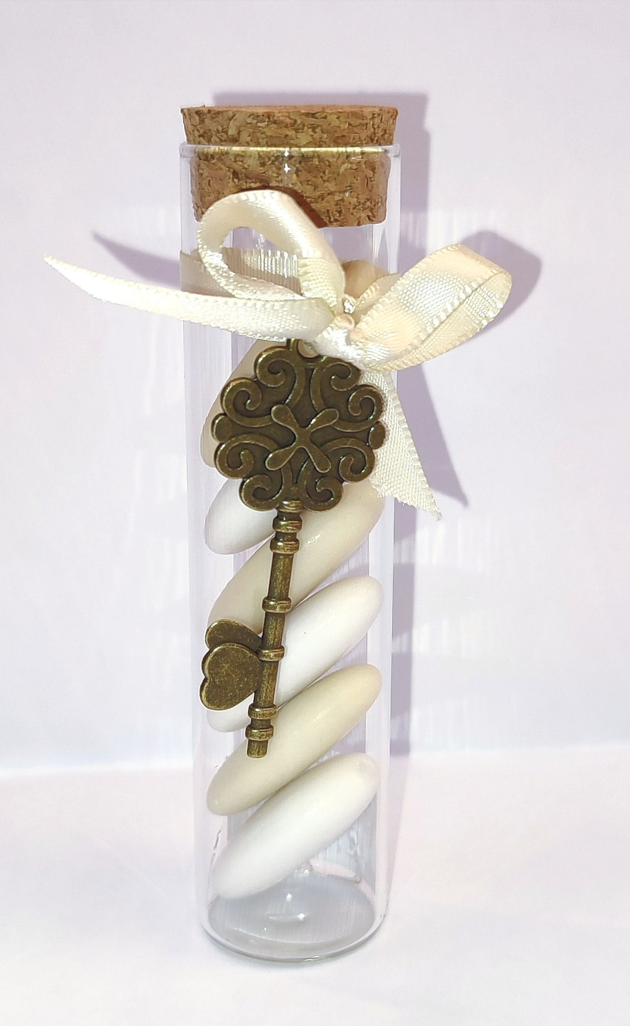 Mini tube + clé vintage dorée