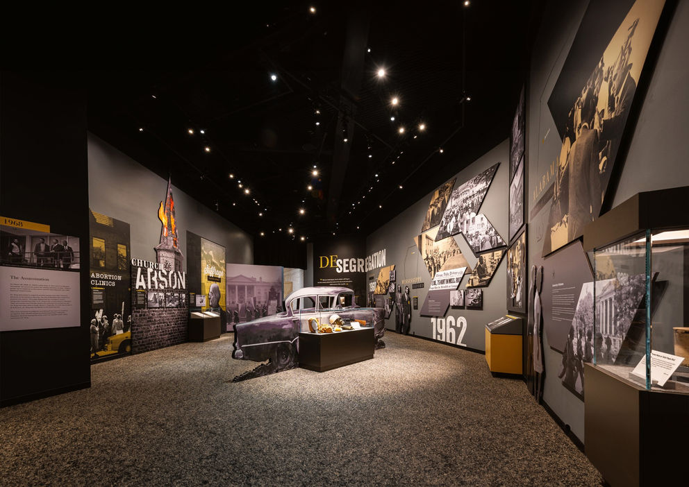 Exhibition-US Marshall-1.jpg