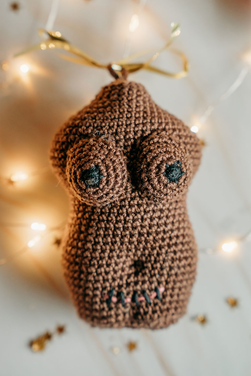 Thumbnail: Haakpatronen kerstbal set deel 4: baarmoeder met baby, torso zwangere en baby