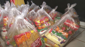Seduc entrega kits de alimentação escolar para famílias de estudantes de Cachoeira do Sul