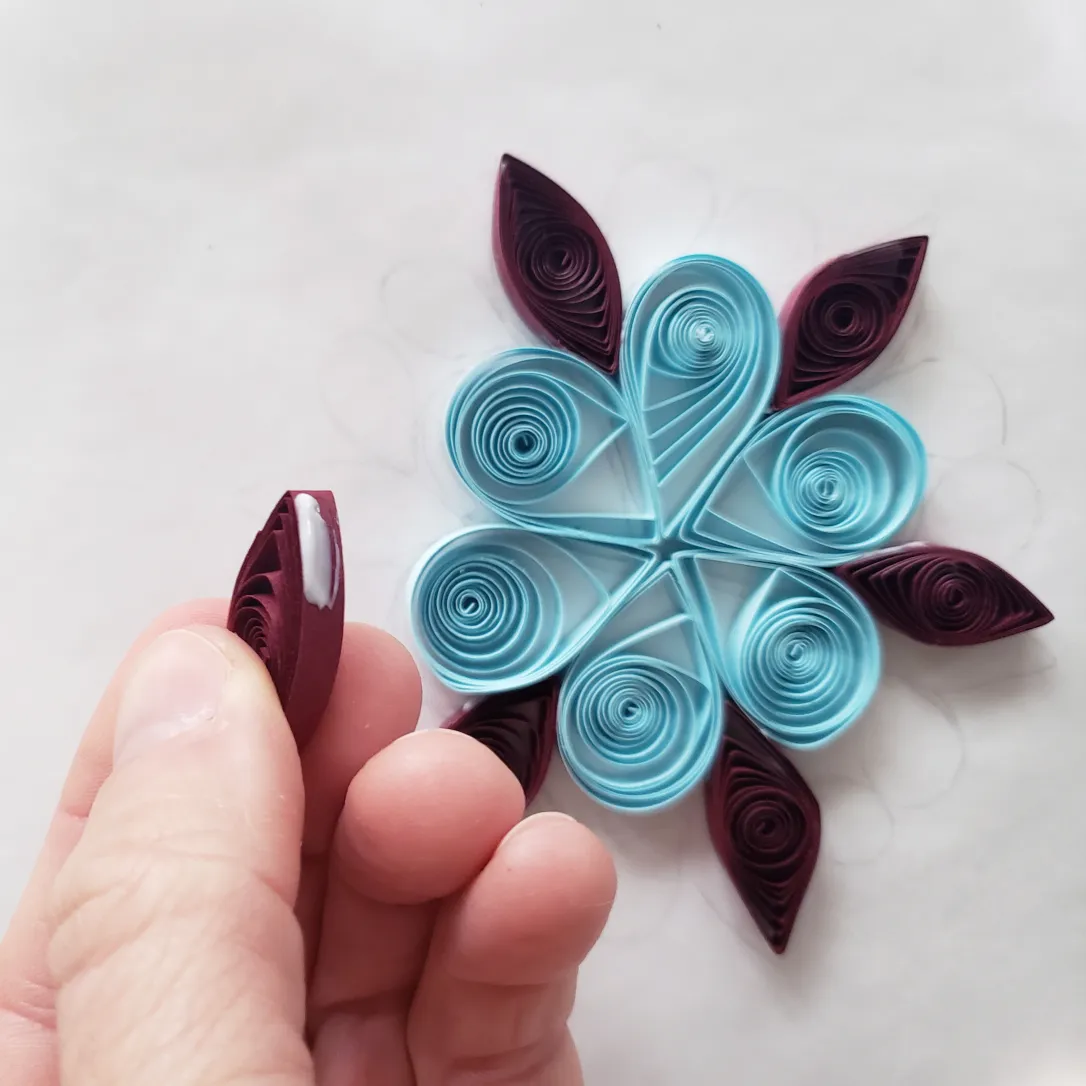 Summer Art Camp for Grown Ups: paper quilling