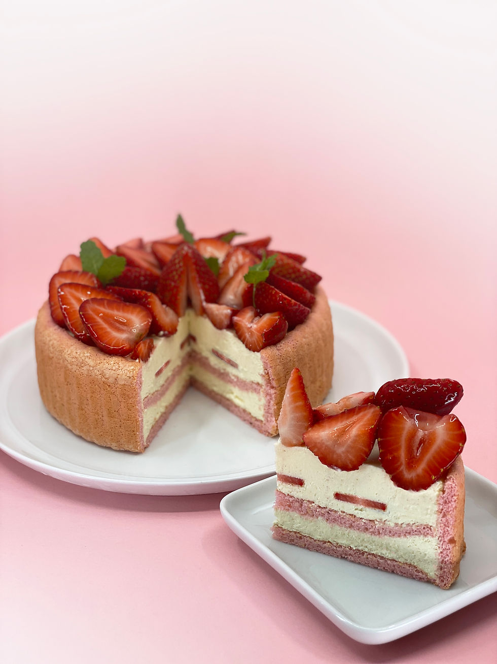 Thumbnail: Strawberry Charlotte
