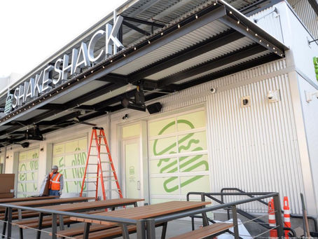 Shake Shack Opening Donates Meals to Sacramento LGBT Community Center
