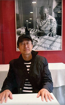 Benny Chia in front of Picasso