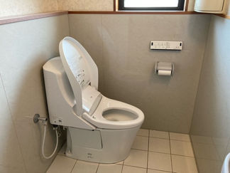 玉名でトイレ交換工事を行いました。