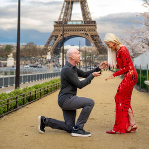 Romantic Parisian Couples