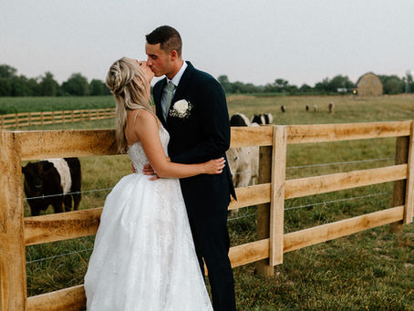 Experience the Charm of The Old Barns at Dry Run Farms for Your Wedding