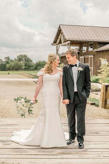 Bride and Groom at Columbus Barn wedding venue