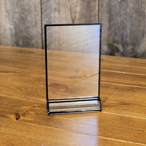 decor at Columbus barn venue