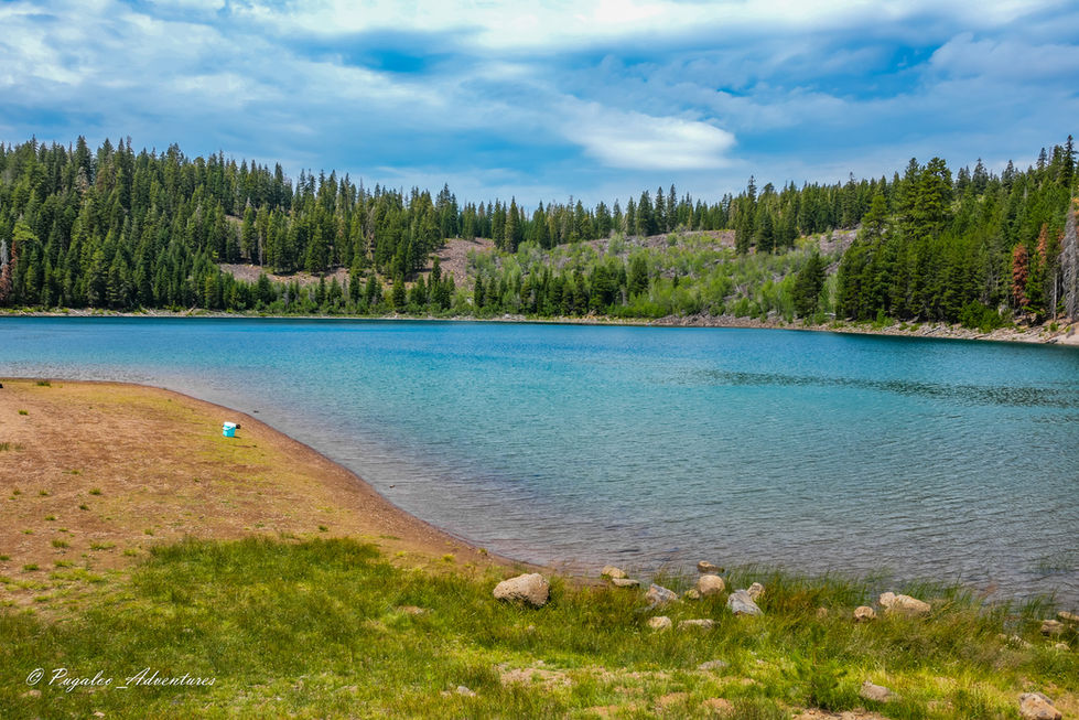 #Lassen #LassenVolcanicNationalPark #CraterLake #AlmanorLake #WhiskeytownLake #JuniperLake #LakeDays #mominthestands #sony #Widelux #Yeti