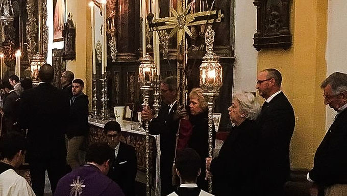 La reliquia del Santo Lignum Crucis participará del Vía-Crucis de las Hermandades de la Ciudad