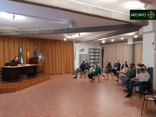 Sesión 1: Cofrades, miembros de la comunidad parroquial, camino de la conversión.