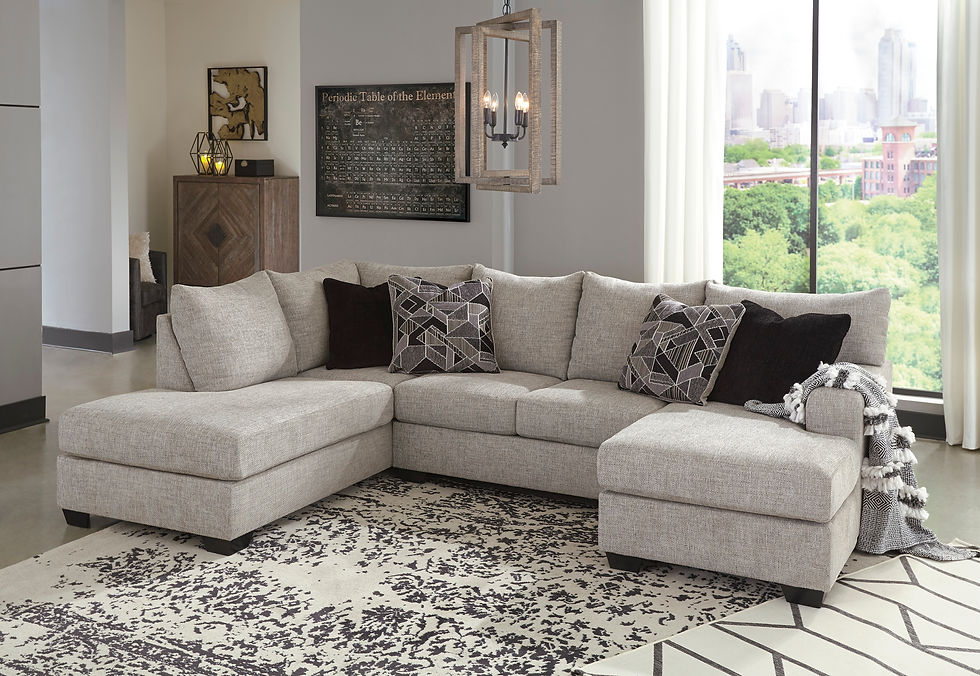 Megginson Storm 2-PC Sectional (LSF Chaise)