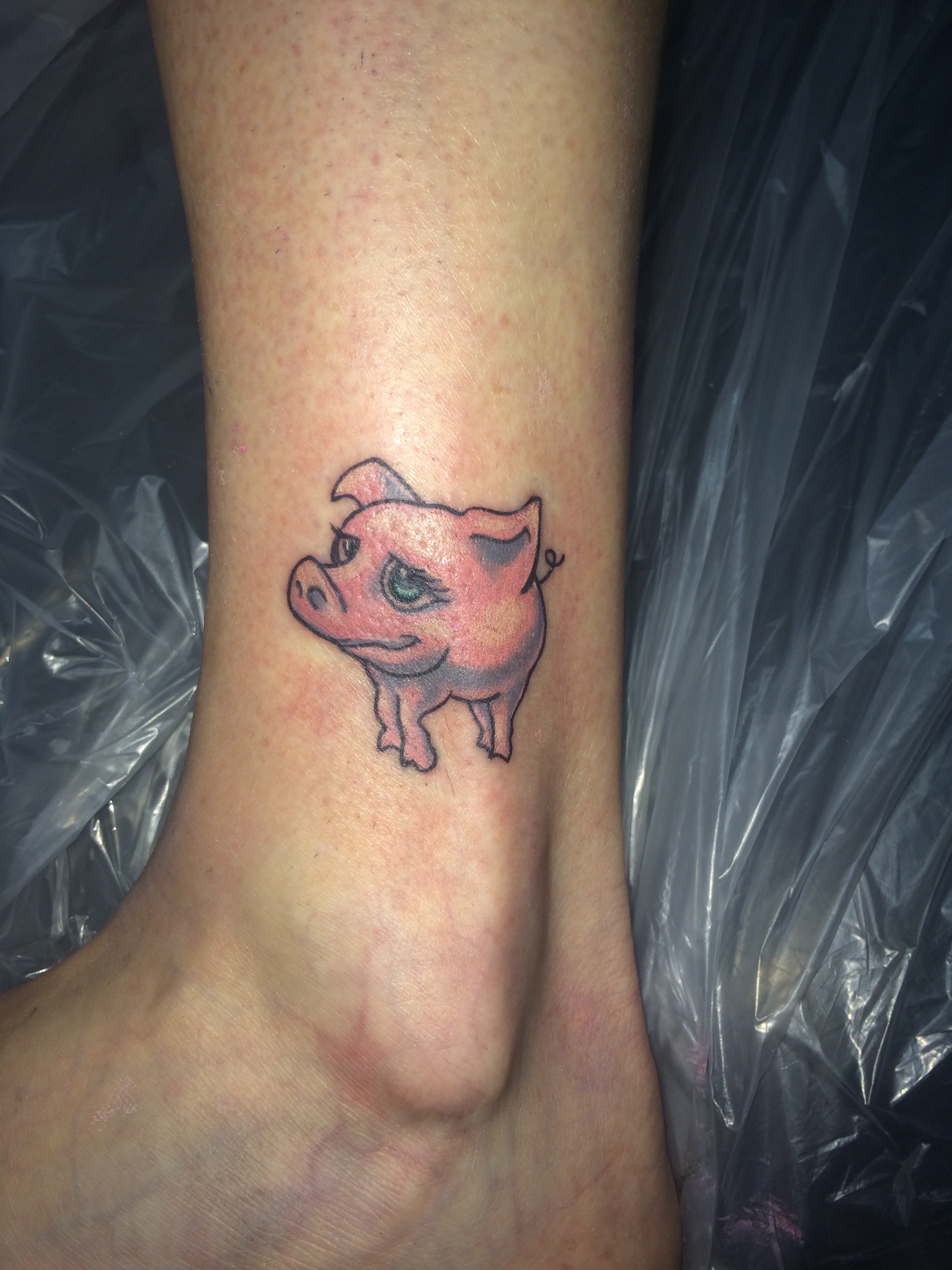 pig-tattoo-tatouage-cochon-maxime lanouette