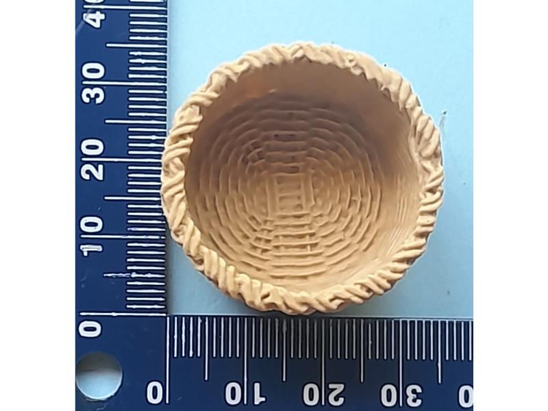 Thumbnail: Round resin basket - light brown