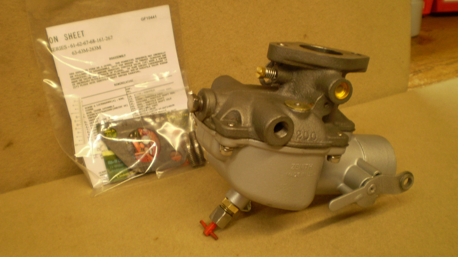 1601-32 Rebuilt Zenith  11588 For D17 Gas Tractor