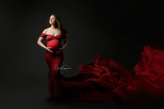 Maternity session studio | Houston maternity photographer