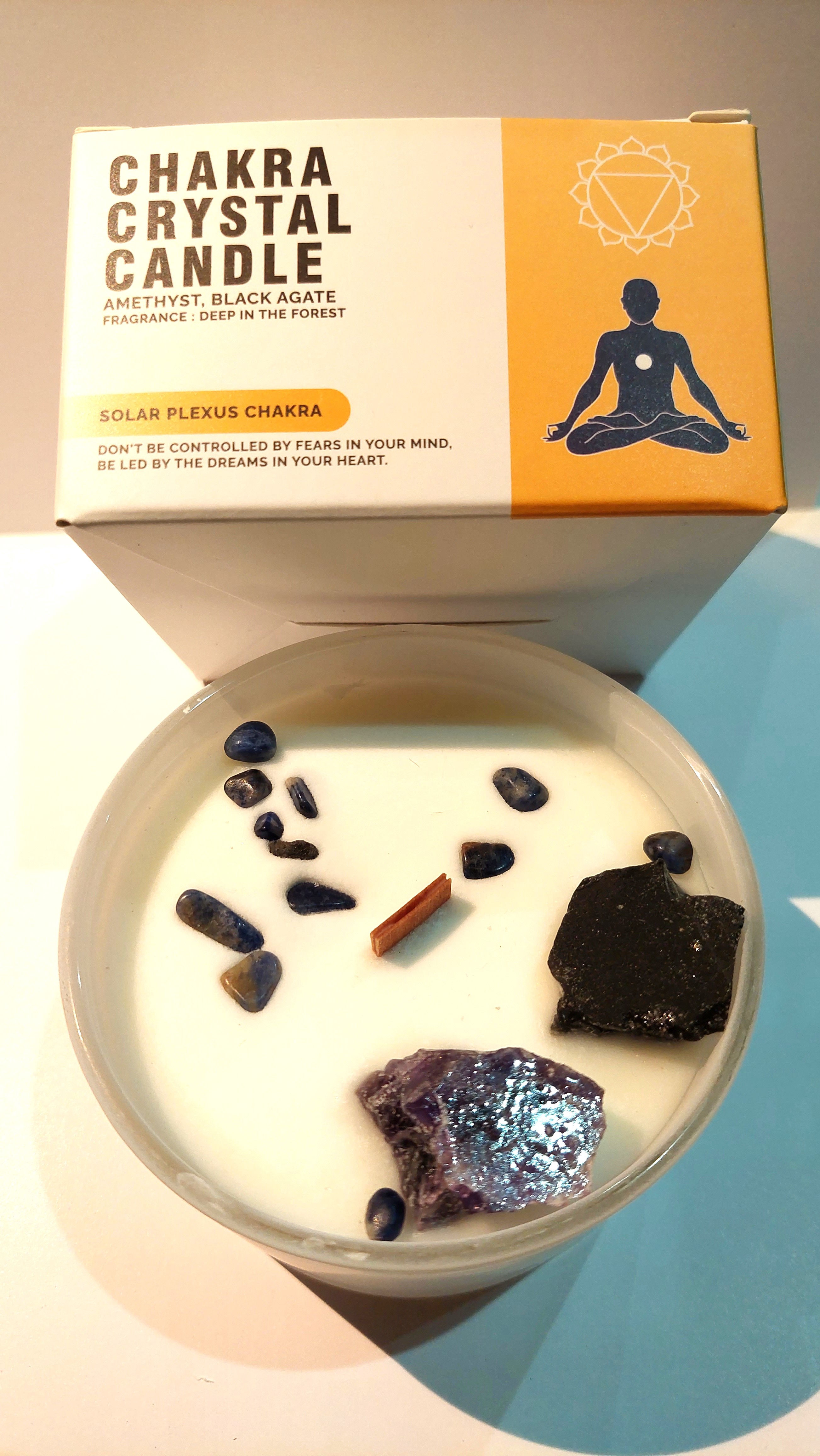 Solar Plexus Chakra candle with lapis lazuli and amethyst crystals