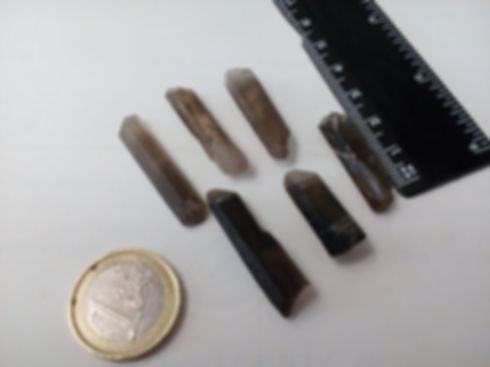Smoky quartz crystals, size comparison