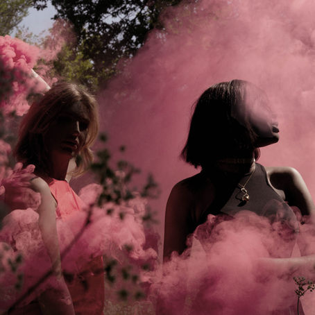 El hechizo etéreo del humo en la fotografía: la danza de lo efímero en el aire