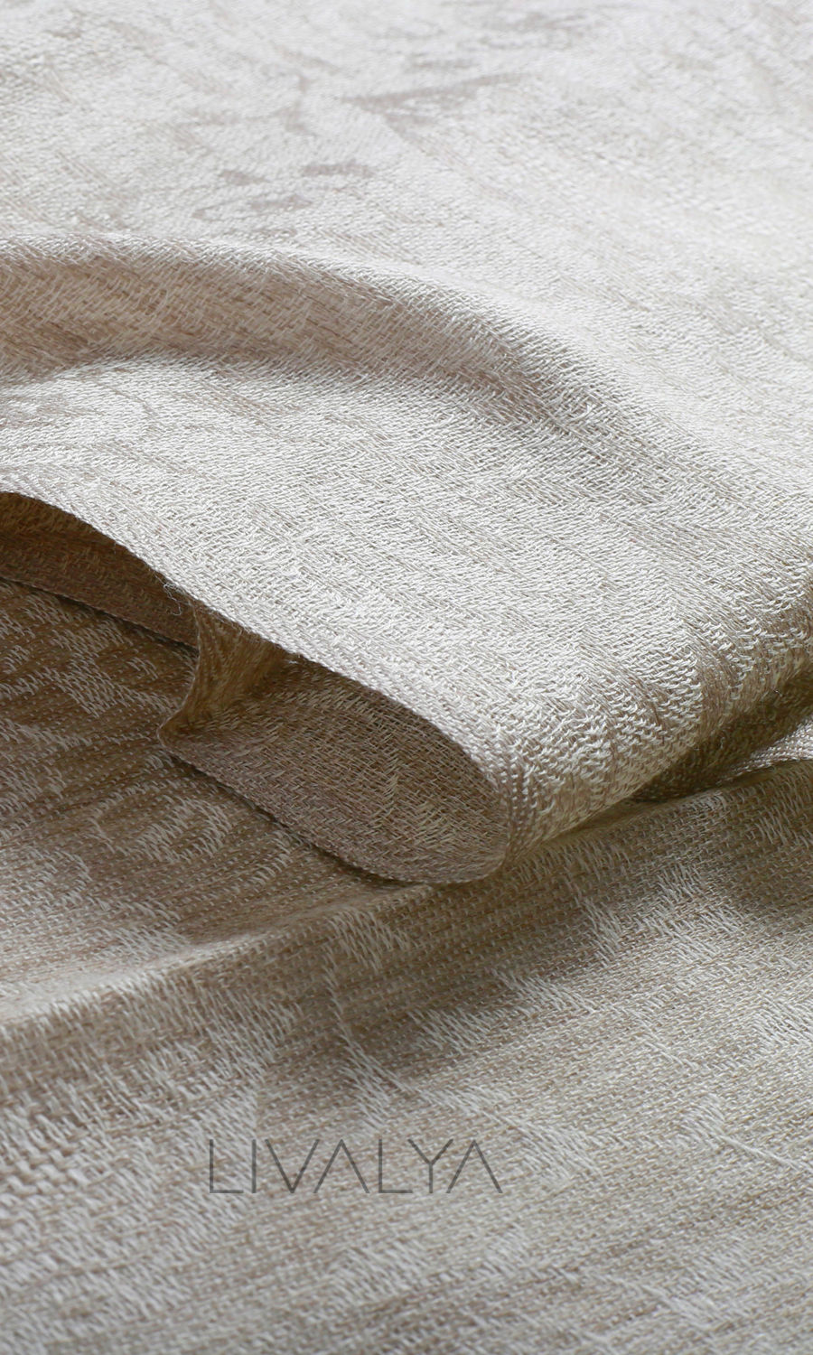 Thumbnail: Fine Wool Scarf with Diamond Weave