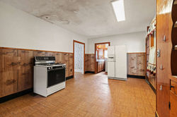 14 Ktchen3-014-020-666x445