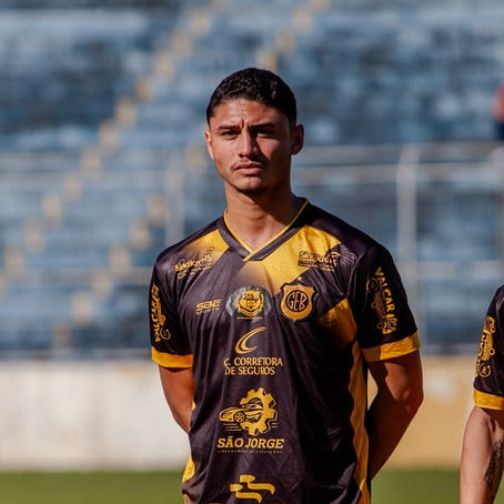 Após estreia pelo Bagé, meia projeta crescimento na Divisão de Acesso do Gauchão