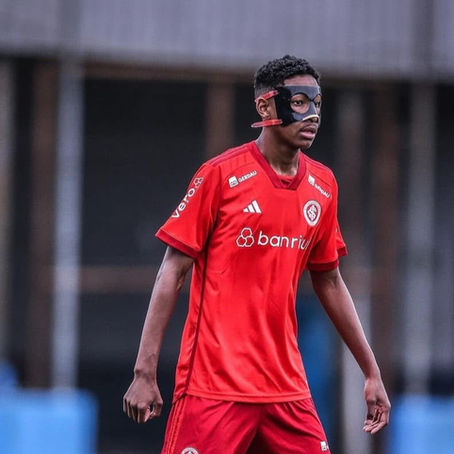 Destaque no título Gaúcho Sub-20, zagueiro do Inter relembra trauma de três anos atrás