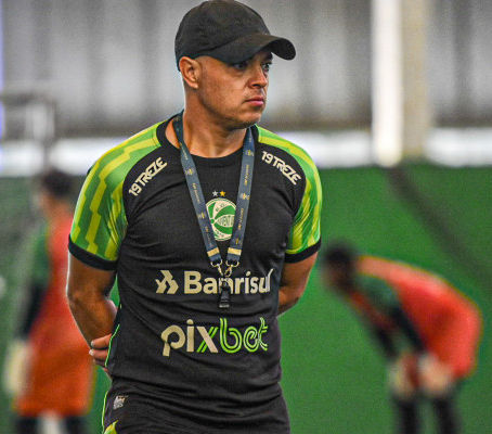 Técnico gaúcho renova com campeão acreano para a temporada de 2027