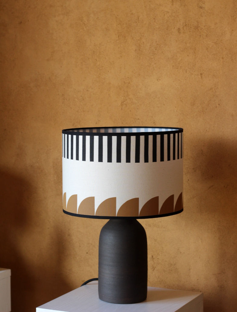 Miniature : LAMPE ETHNIQUE NOIRE