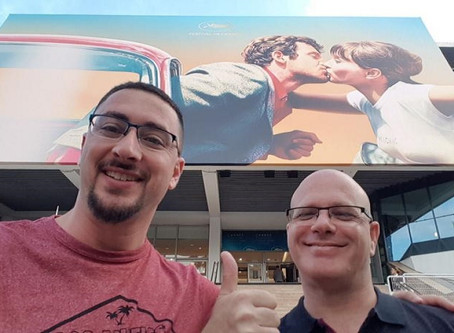 נינג'ה ומלך כובשים את קאן ברכיבה על חמור