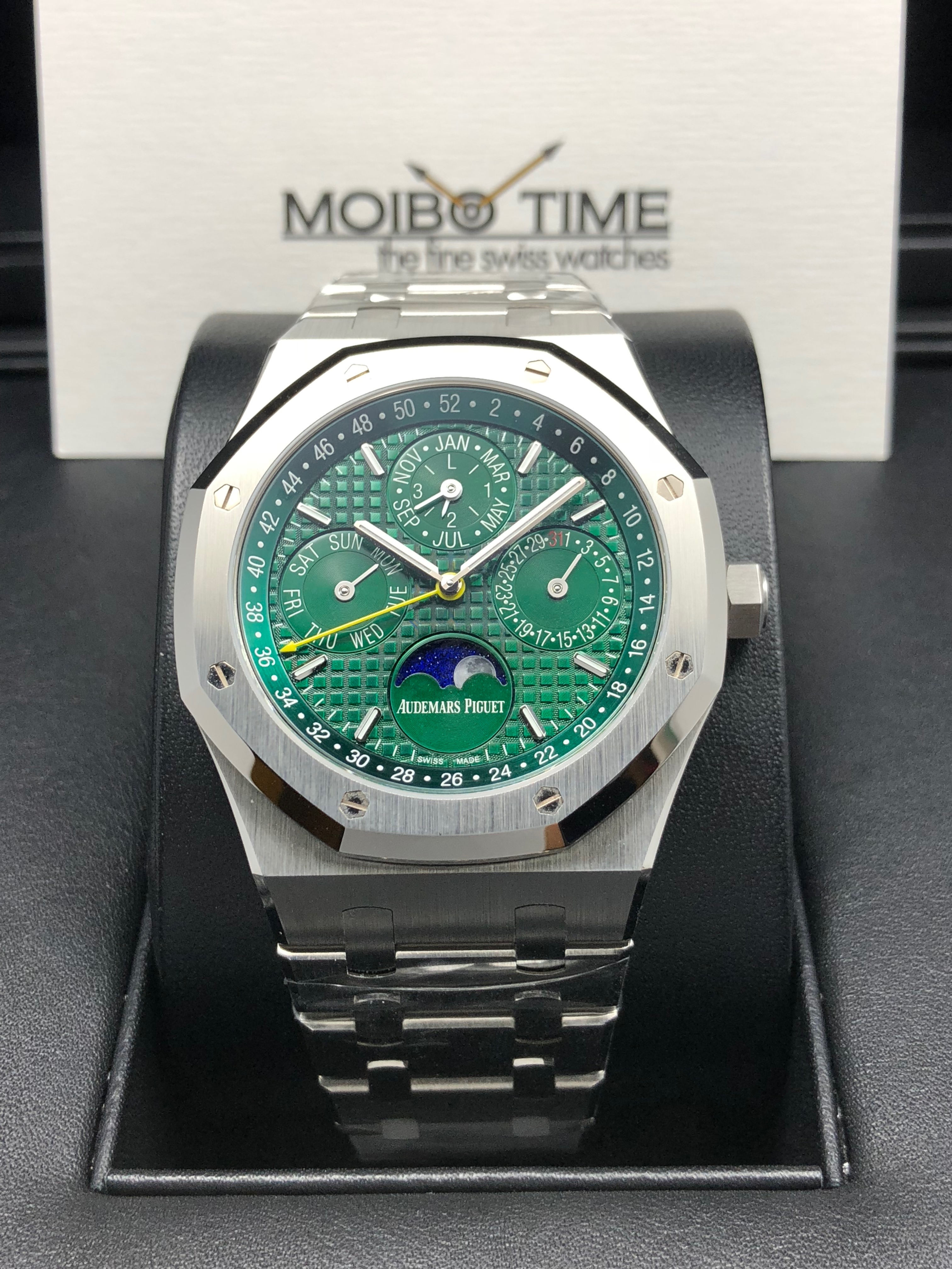 Audemars Piguet Royal Oak Perpetual Calendar 26606ST
