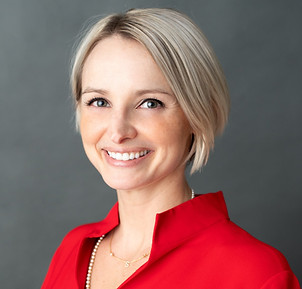 87956622_erin_powers_headshot.jpg