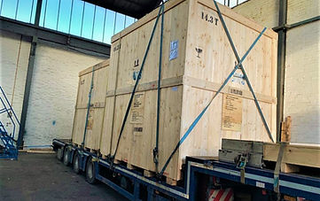 Loading / Off Loading Heavy Cargo