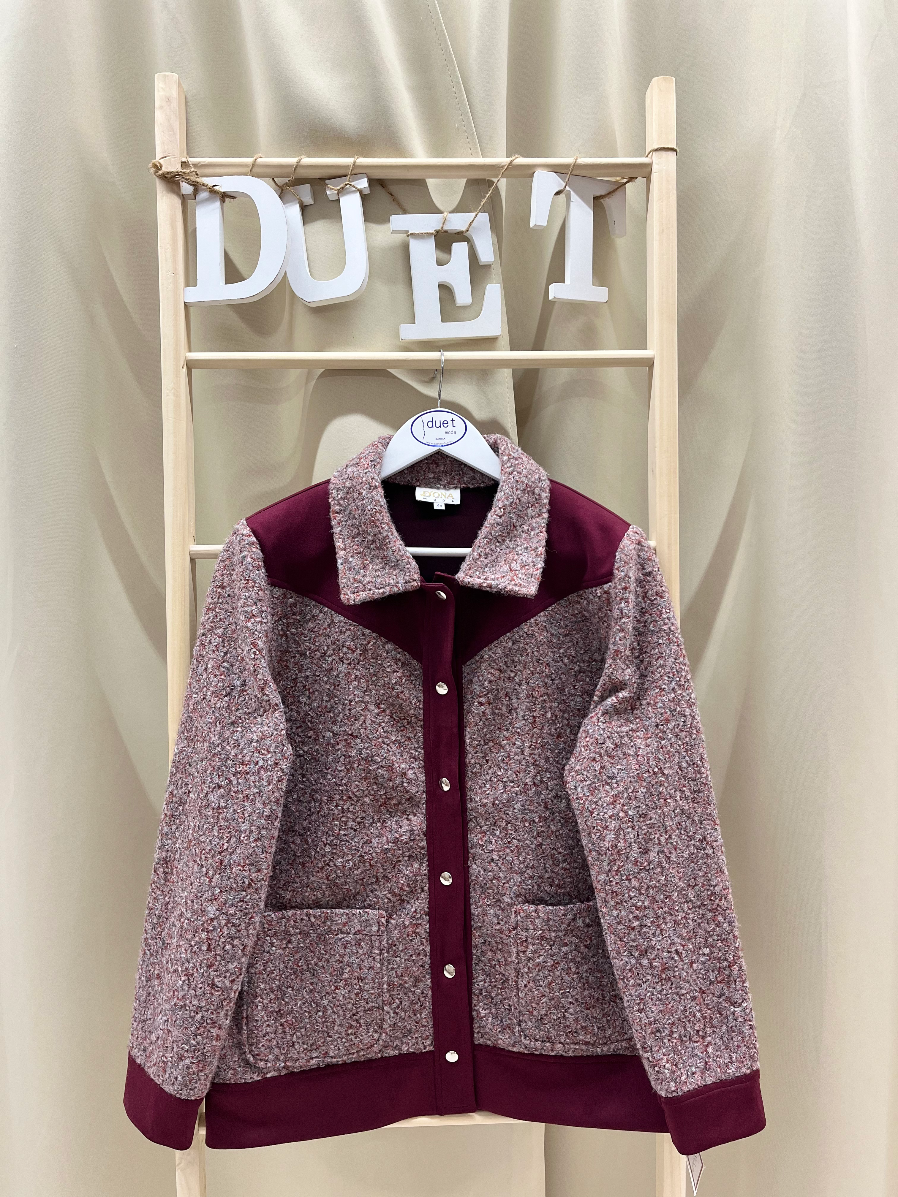 Chaqueta burdeos Dona 