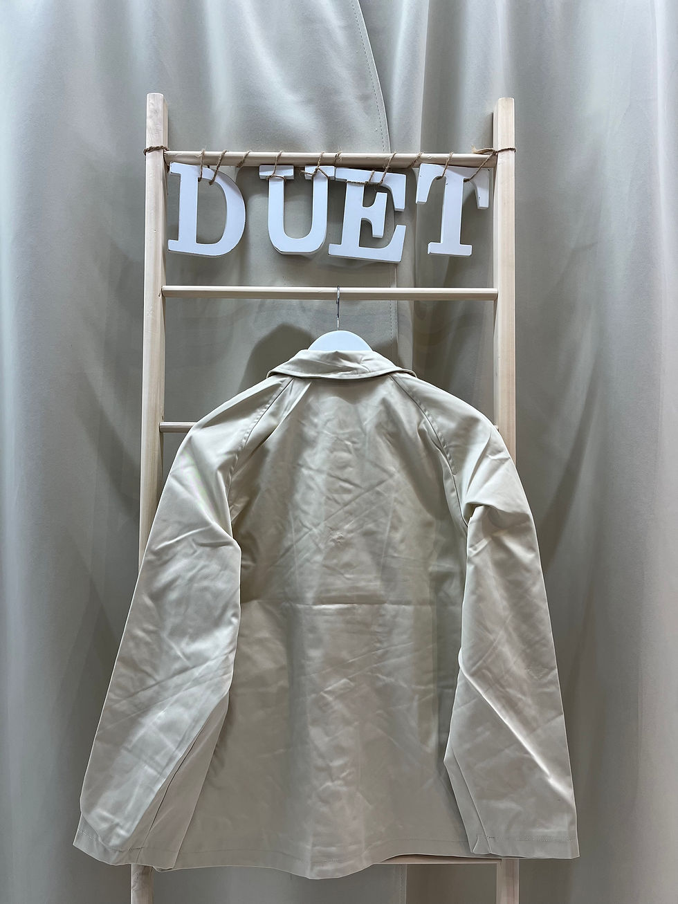 Miniatura: Gabardina corta Merletti 