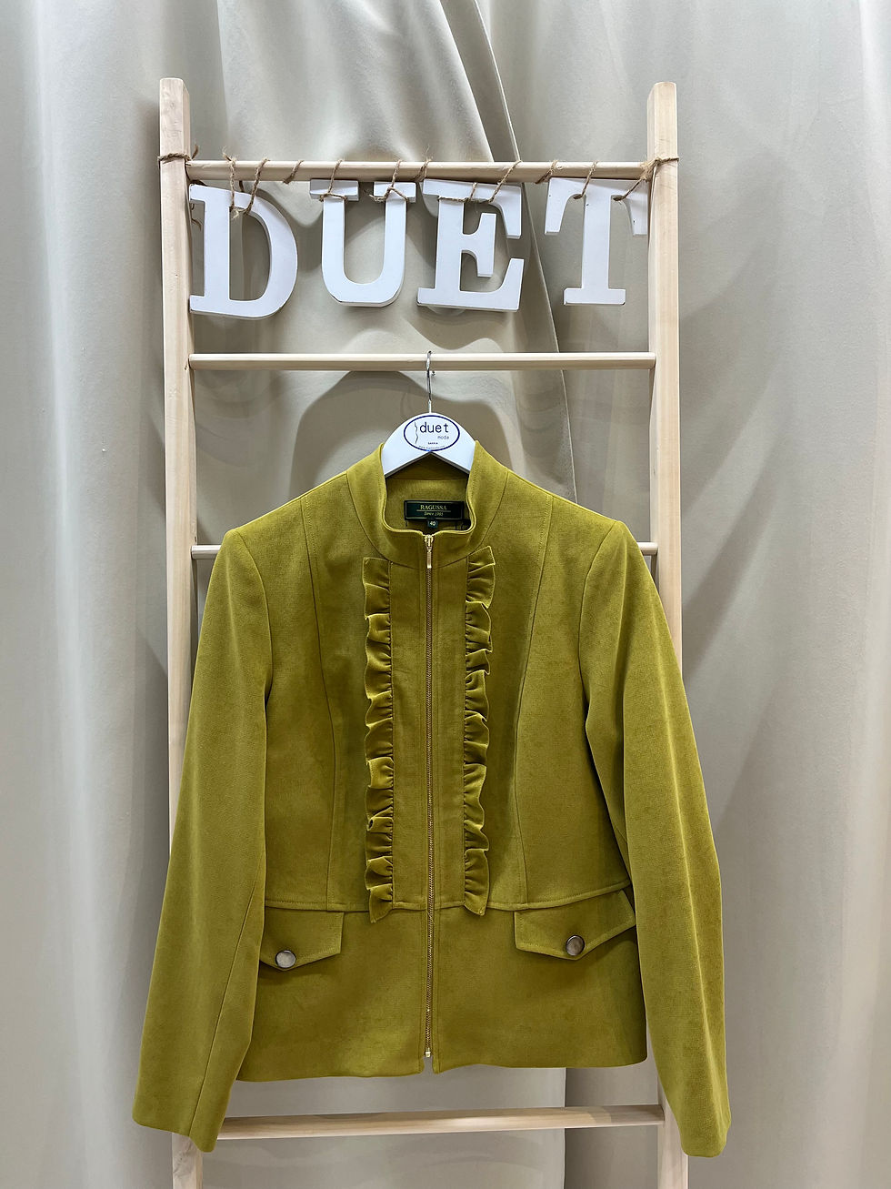 Miniatura: Chaqueta verde oliva 