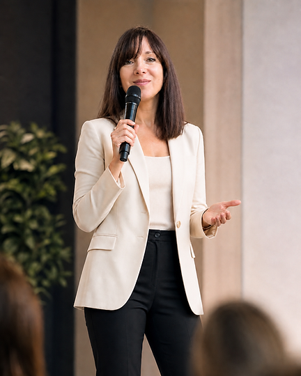 Maureen Speaking
