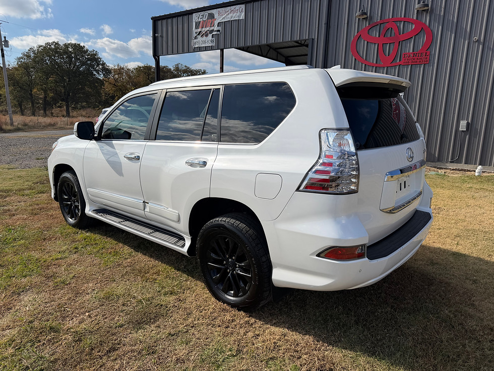 Thumbnail: 2017 Lexus GX460