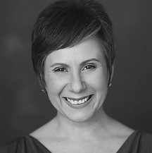 Headshot Debora Balardini_edited.jpg