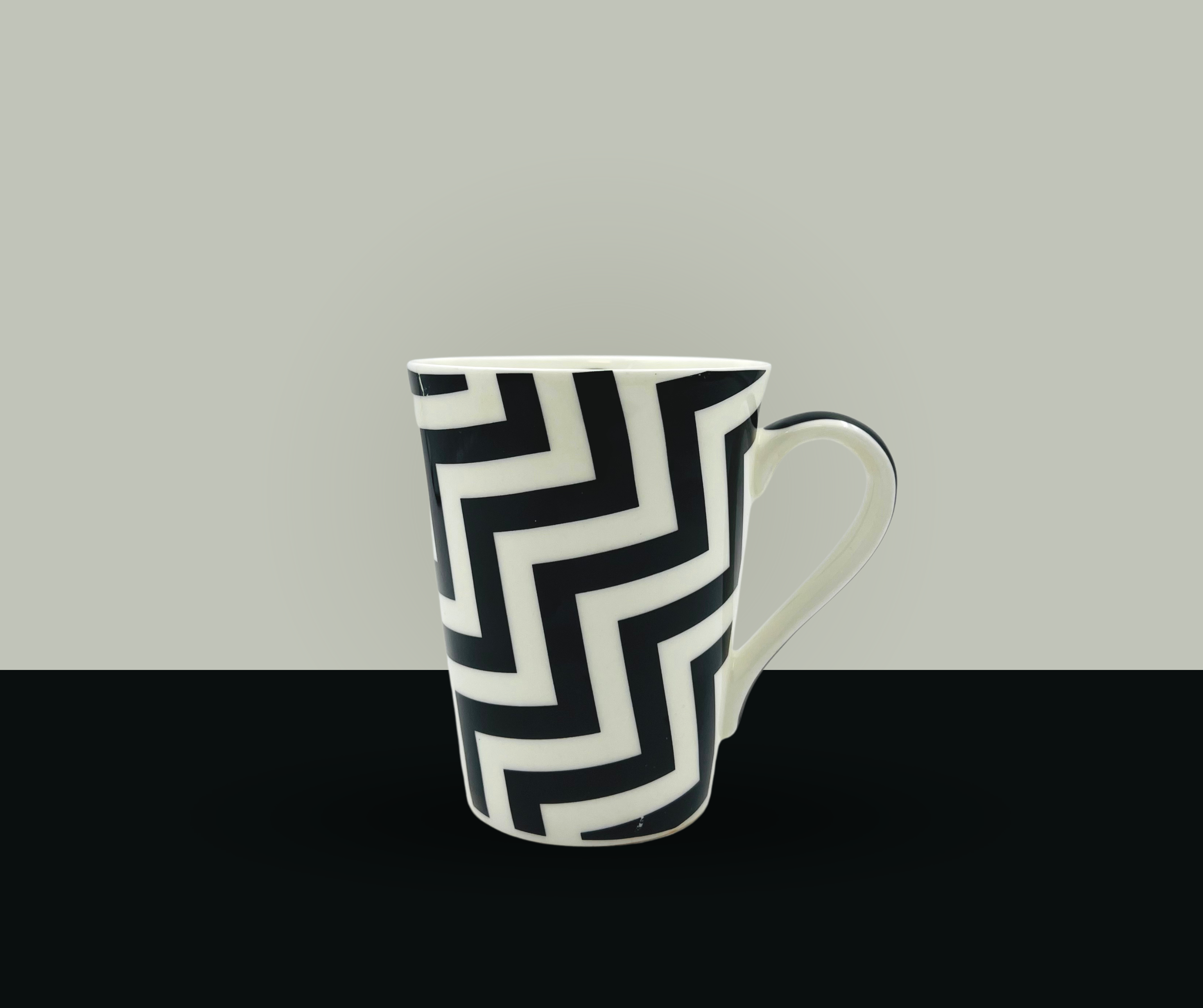 Milk Mug Conical 345 ml (Set of 1)