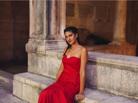 Lorena Milina — Violinist With Tenacity