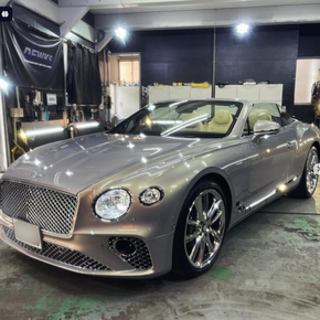 BENTLEY CONTINENTAL GTC AZURE