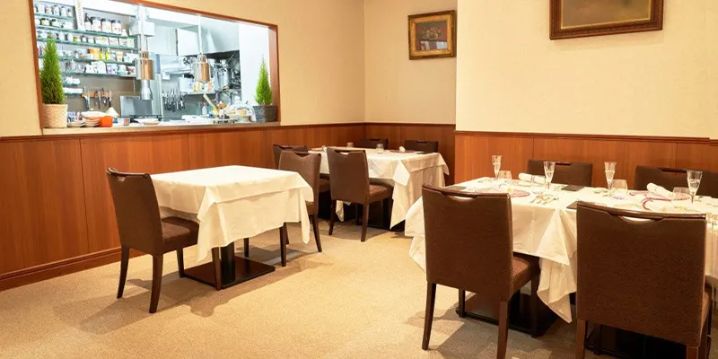 Restaurant Paris marche パリ・マルシェ