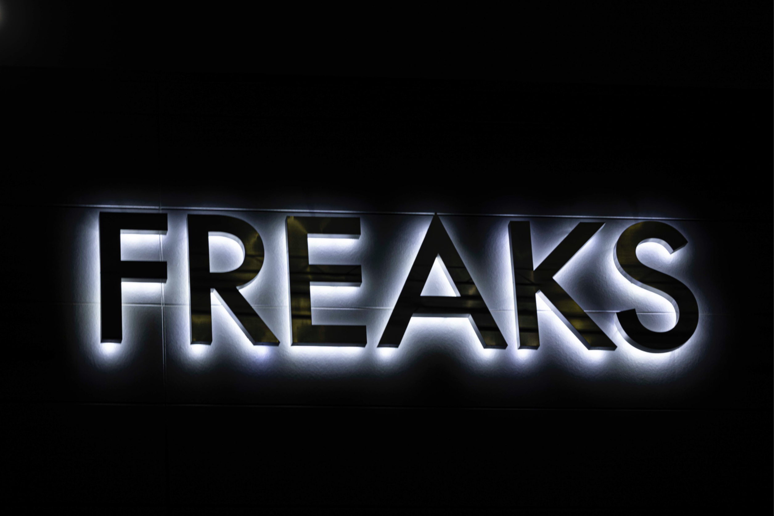 株式会社FREAKS(フリークス) | 国産・輸入車の新車/中古車販売