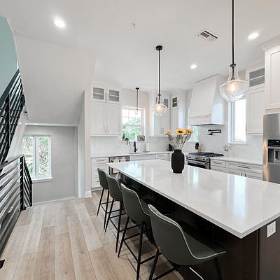 white-kitchen-marble-island-modern-airbnb.jpeg
